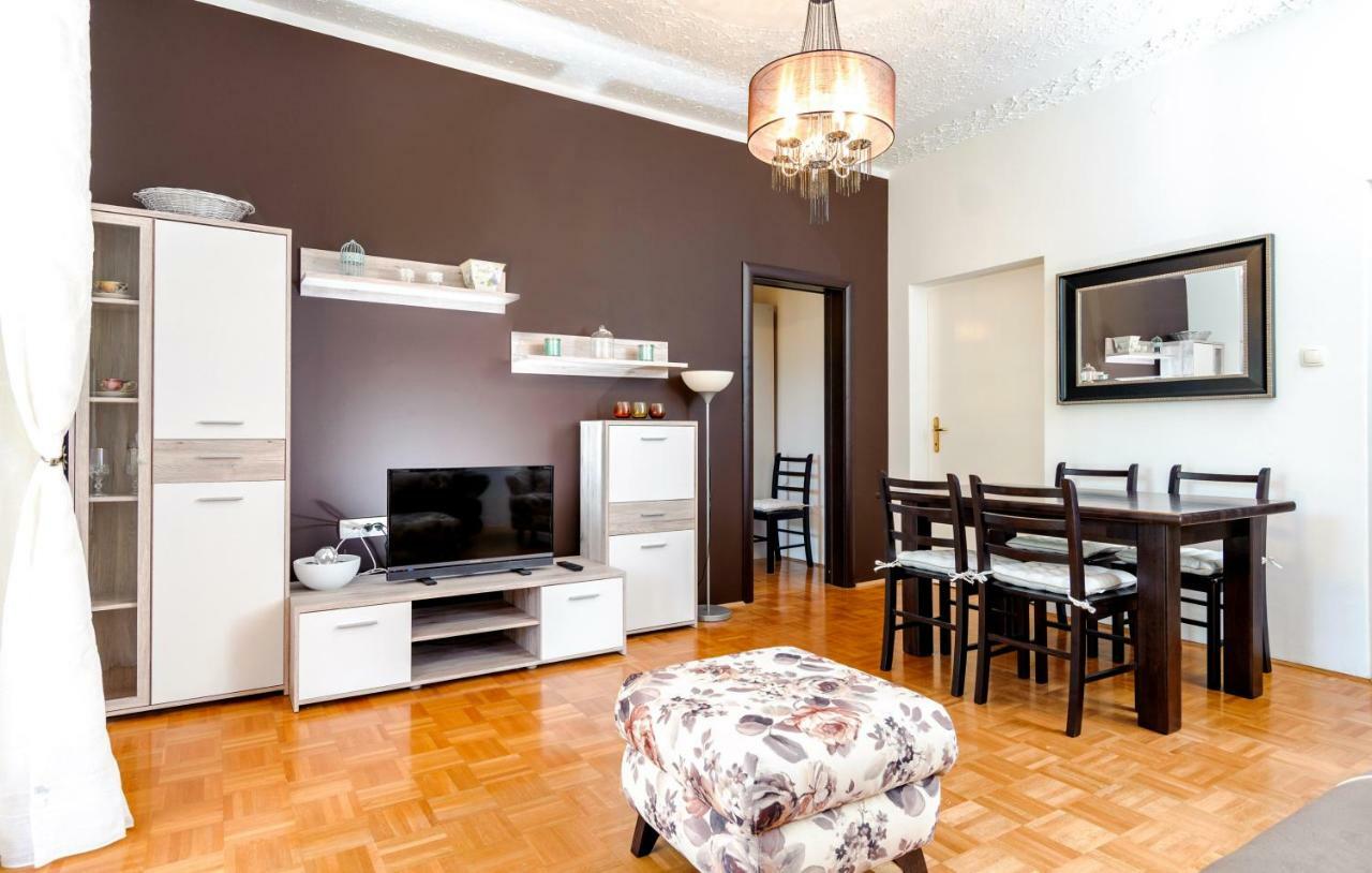 Apartment Yean Kaštela Zewnętrze zdjęcie