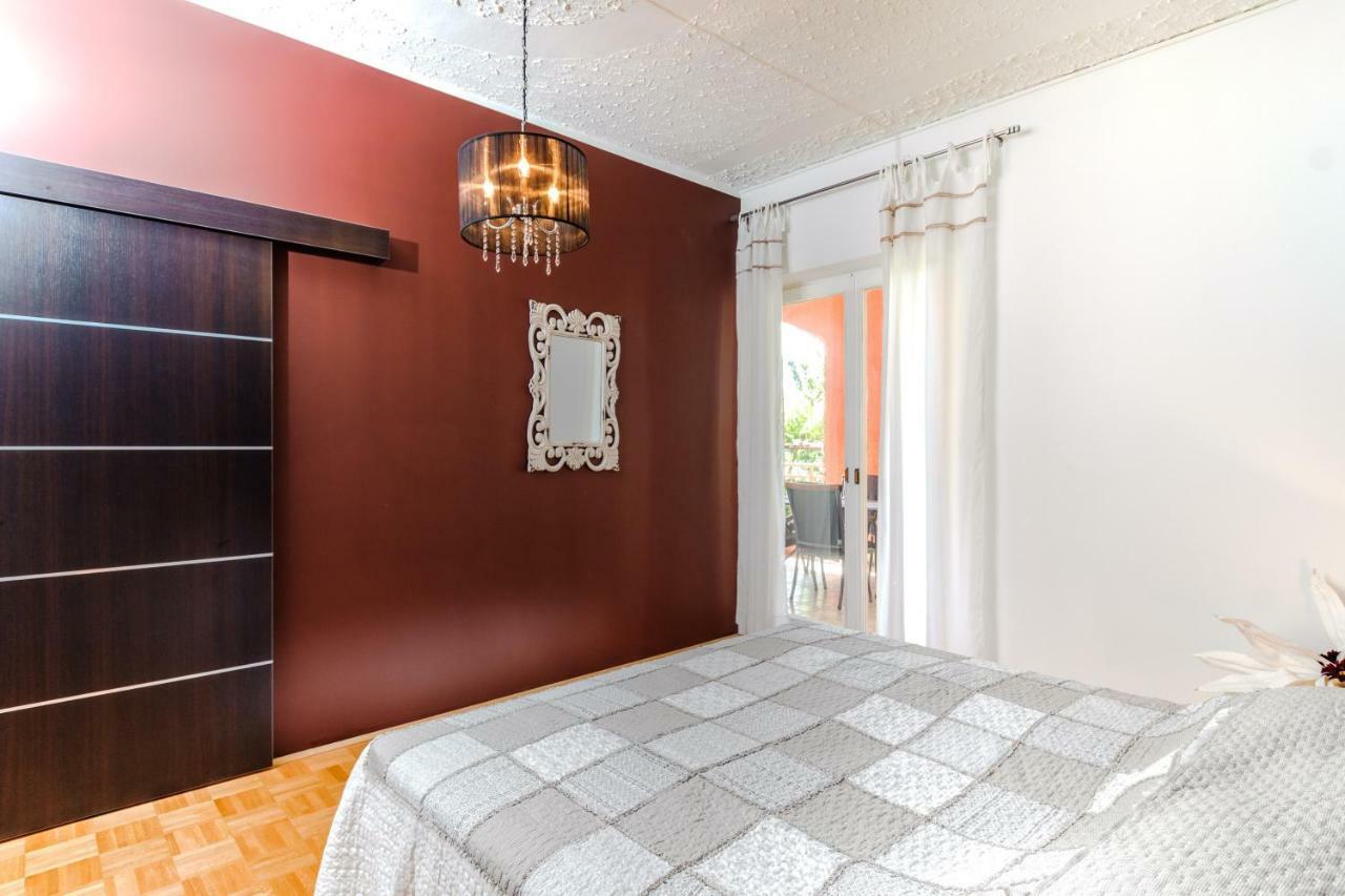 Apartment Yean Kaštela Zewnętrze zdjęcie