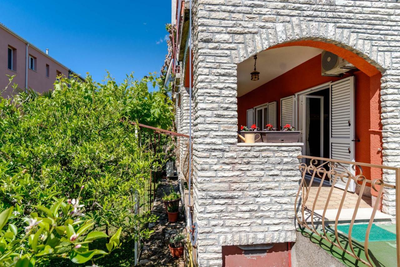 Apartment Yean Kaštela Zewnętrze zdjęcie