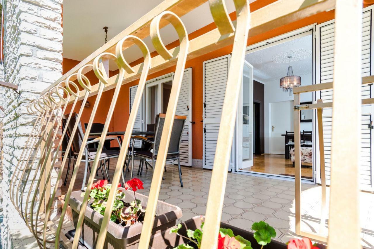 Apartment Yean Kaštela Zewnętrze zdjęcie