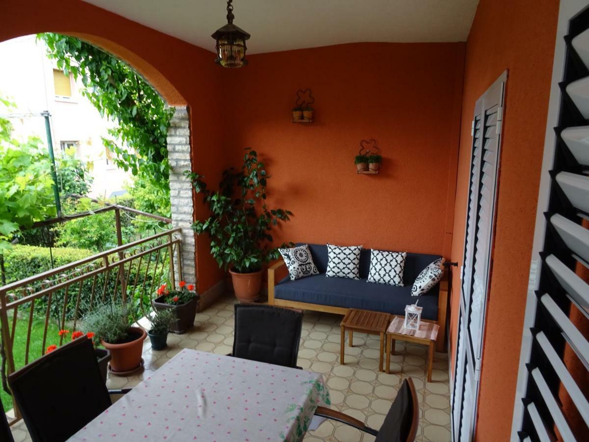 Apartment Yean Kaštela Zewnętrze zdjęcie